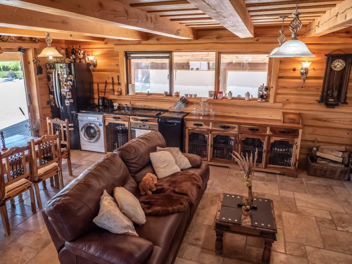 Privatus Rastinis Namas Su Pirtimi Villa Deckiai Exterior foto